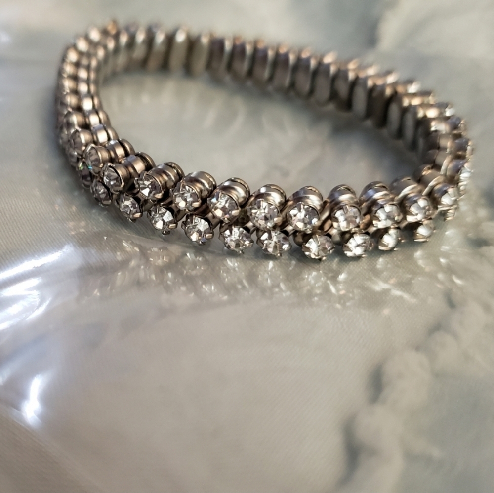 Elegant Silver Crystal Bracelet